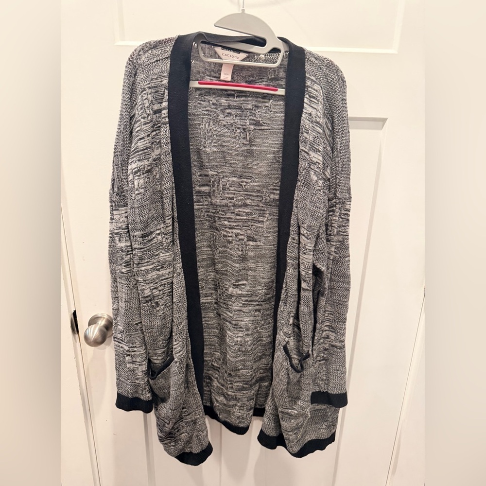 Cacique 22/24 Black Gray Open Front Long Cardigan Pockets